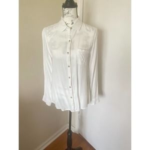 Women’s Sim & Sam White 100% Rayon Shirt